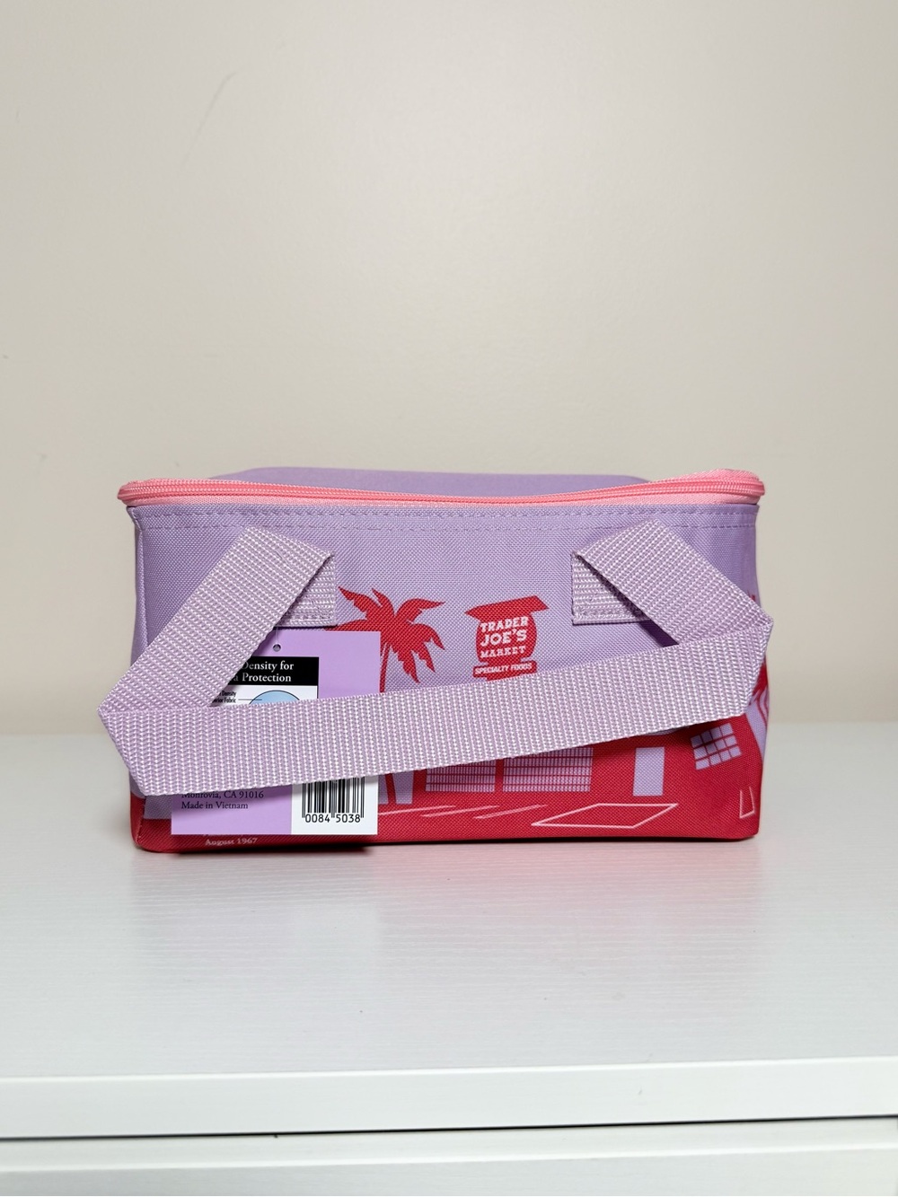 NWT Trader Joe's Lavender & Red Mini Insulated Bag - Picture 3 of 5